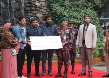 বৈষম্যবিরোধী আন্দোলনে আহত রাতুলকে আর্থিক সহায়তা দিলো বিজিবি