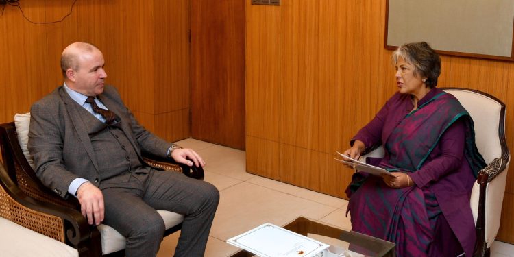 সমাজকল্যাণ এবং মহিলা ও শিশু বিষয়ক উপদেষ্টার সাথে আলজেরিয়ার রাষ্ট্রদূতের সাক্ষাৎ