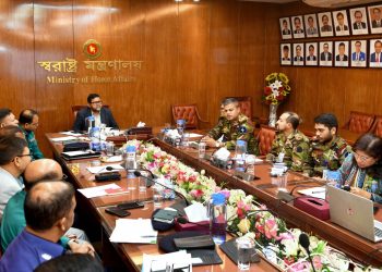 পলিথিন শপিং ব্যাগের ব্যবহার বন্ধে অভিযান জোরদার করা হবে