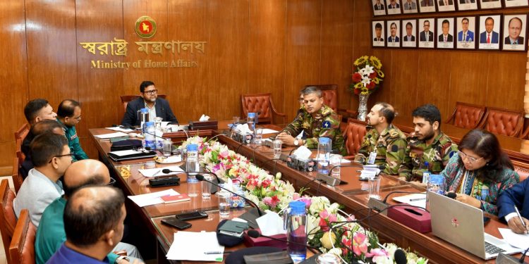 পলিথিন শপিং ব্যাগের ব্যবহার বন্ধে অভিযান জোরদার করা হবে