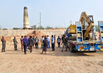 গাজীপুরে ৪ একর বনভূমি উদ্ধার, টাঙ্গাইলে ৭ ইটভাটা ভেঙ্গে কার্যক্রম বন্ধ করলো প্রশাসন