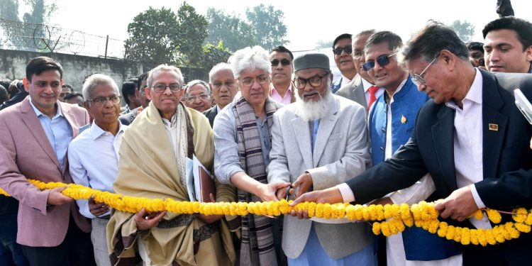 সমস্ত ধর্মের মানুষ যেন একত্রিত হয়ে বাংলাদেশকে গড়ে তুলতে পারে- উপদেষ্টা আদিলুর রহমান খান