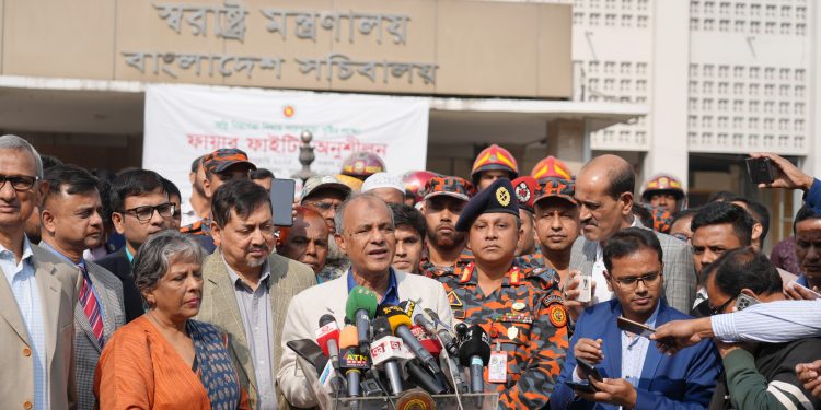 অগ্নি নিরাপত্তা বিষয়ে সচেতনতা বাড়ানোর জন্য মহড়ার আয়োজন- স্বরাষ্ট্র উপদেষ্টা