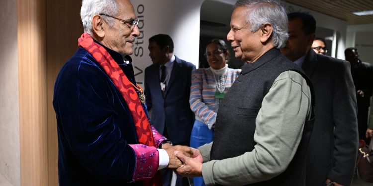 ওয়ার্ল্ড ইকোনমিক ফোরামের বৈঠকের ফাঁকে বাংলাদেশের প্রধান উপদেষ্টা অধ্যাপক মুহাম্মদ ইউনূসের সঙ্গে সাক্ষাৎ করেন