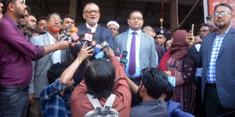 বন্ধ থাকা পাটকল ব্যক্তিখাতে লিজের মাধ্যমে চালু করার উদ্যোগ নেওয়া হয়েছে-বাণিজ্য এবং বস্ত্র ও পাট উপদেষ্টা