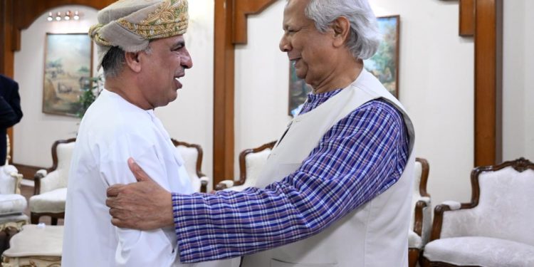 প্রধান উপদেষ্টার সাথে ওমানের রাষ্ট্রদূত বিদায়ী সাক্ষাৎ