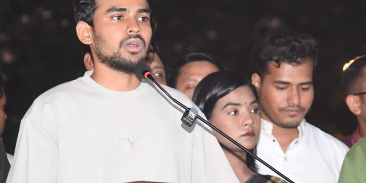 শহীদ মোবারক স্পোর্টস টুর্নামেন্ট উদ্বোধন করলেন উপদেষ্টা আসিফ মাহমুদ