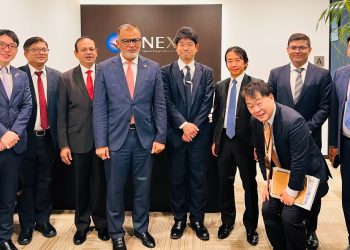 জাপানের বৃহৎ বাণিজ্য গ্রুপের সাথে বাণিজ্য উপদেষ্টার বৈঠক