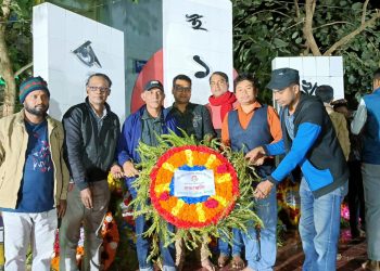 ভাষা শহীদদের প্রতি কাপ্তাইয়ের পেশাদার সাংবাদিক  নেতৃবৃন্দদের শ্রদ্ধা