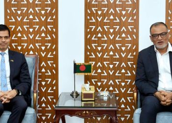 বাণিজ্য উপদেষ্টার সাথে নেপালের রাষ্ট্রদূতের সাক্ষাৎ