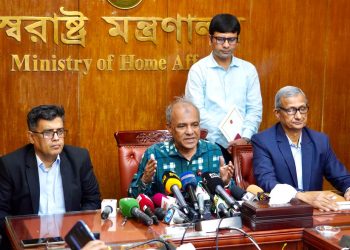 আইনশৃঙ্খলার উন্নয়নে অপারেশন আরো জোরদার করা হচ্ছে- স্বরাষ্ট্র উপদেষ্টা