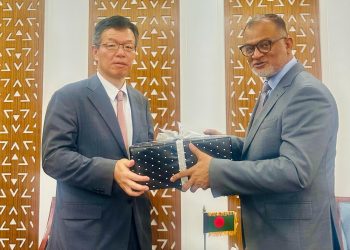 বাণিজ্য উপদেষ্টার সাথে জাপানের রাষ্ট্রদূত এর সৌজন্য সাক্ষাৎ