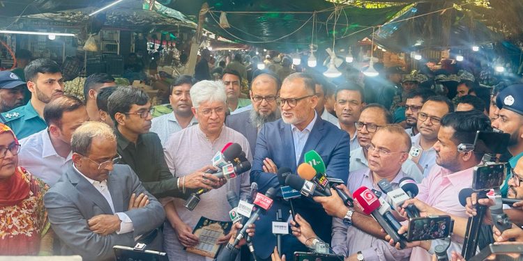 দুই দিনের মধ্যে সয়াবিন তেলের সরবরাহ স্বাভাবিক হবে: বাণিজ্য উপদেষ্টা