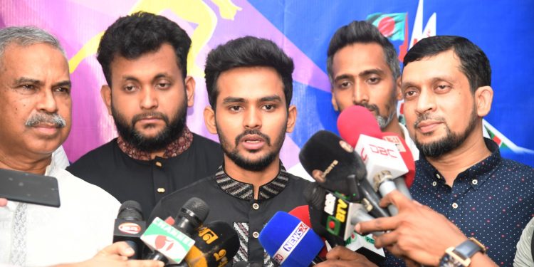 স্বাধীনতা দিবস ভলিবল চ্যাম্পিয়নশিপ ২০২৫ উদ্বোধন করলেন উপদেষ্টা আসিফ মাহমুদ