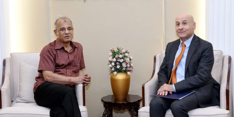 অবৈধ অভিবাসন রোধ ও পুলিশের সামর্থ্য বৃদ্ধিতে সহযোগিতা করবে ইতালি- স্বরাষ্ট্র উপদেষ্টা