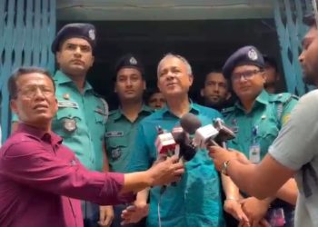 দ্রুততম সময়ের মধ্যে থানাগুলোকে নিজস্ব জায়গায় স্থানান্তর করা হবে- স্বরাষ্ট্র উপদেষ্টা