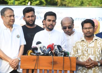 বাধ্যতামূলকভাবে সিএসআর ফান্ডের একটি নির্দিষ্ট অংশ স্পোর্টসের পৃষ্ঠপোষকতায় ব্যয় করার প্রক্রিয়া নিয়ে কাজ করছে সরকার –  উপদেষ্টা আসিফ মাহমুদ