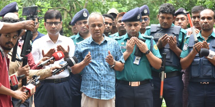 রায়েরবাজার গণকবরের লাশগুলো ডিএনএ টেস্টের মাধ্যমে শনাক্ত করা হবে- স্বরাষ্ট্র উপদেষ্টা