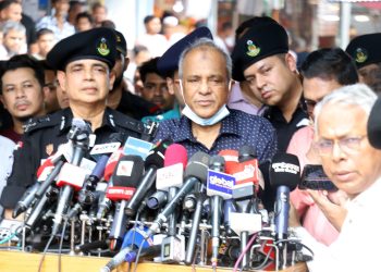 প্রধান উপদেষ্টার ঘোষিত সময় অনুযায়ী নির্বাচন অনুষ্ঠিত হবে- স্বরাষ্ট্র ও কৃষি উপদেষ্টা