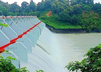 রাতেই ৬ ইঞ্চি করে খুলে দেওয়া হয়েছে কাপ্তাই বাঁধের ১৬টি স্পিলওয়ের গেইট 