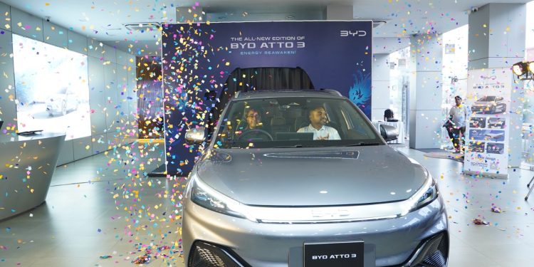 বাংলাদেশে ইলেকট্রিক গাড়ি বিওয়াইডি অ্যাটো ৩-এর আপগ্রেডেড ভার্সন উন্মোচন