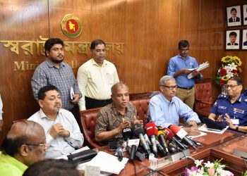 দুর্গাপূজা শান্তিপূর্ণভাবে সম্পন্ন করতে সকল প্রস্তুতি রয়েছে- স্বরাষ্ট্র উপদেষ্টা