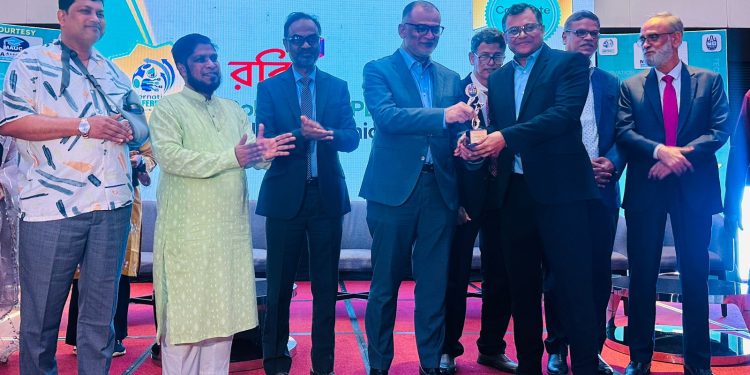 শিক্ষার্থীদের উদ্দেশ্যে বাণিজ্য উপদেষ্টা : বাজার ব্যবস্থাপনায় পণ্যের নিরবছিন্ন সরবরাহ গুরুত্বপূর্ণ