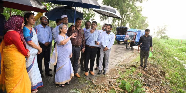 অবৈধ জাল ব্যবহারকারীরা দেশের শত্রু-মৎস্য ও প্রাণিসম্পদ উপদেষ্টা