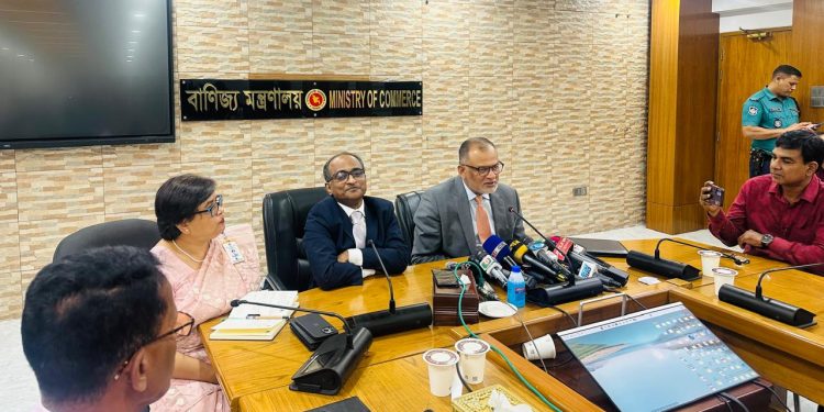 বাজার ব্যবস্থাপনায় পণ্যের নিরবছিন্ন সরবরাহ গুরুত্বপূর্ণ-