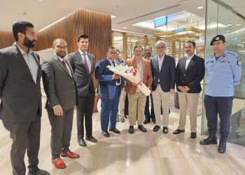 নয় দিনের সরকারি সফরে পাকিস্তান গেলেন স্বরাষ্ট্র সচিব