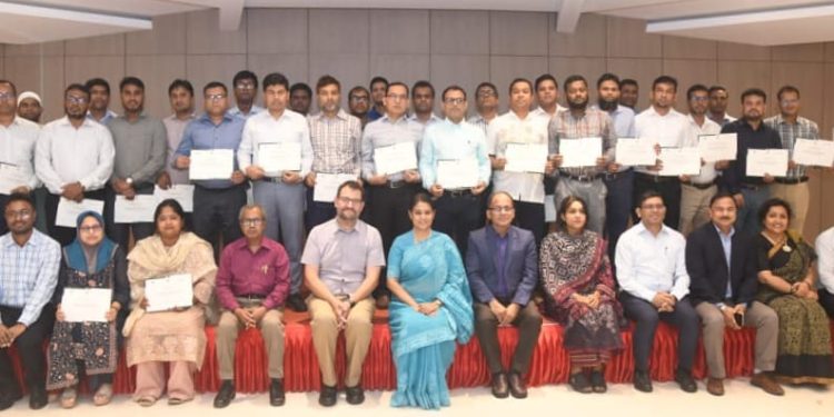 পরিবেশ সুরক্ষায় কঠোর আইন প্রয়োগ এবং ছাড়পত্র প্রদানে অনিয়মের বিরুদ্ধে কঠোর হুঁশিয়ারি উপদেষ্টার