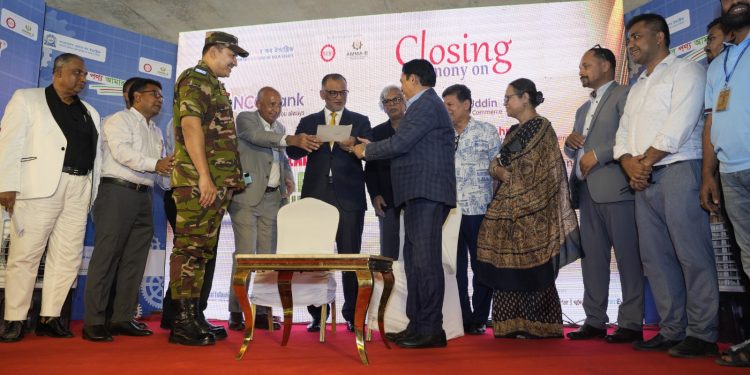 অর্থনীতির মূল লক্ষ্য হতে হবে ব্যয় থেকে উদ্বৃত্ত তৈরি করা