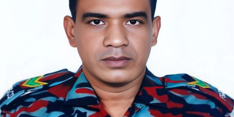 ফায়ার ফাইটার শামীম আহমেদ এর মৃত্যুতে স্বরাষ্ট্র উপদেষ্টার শোক