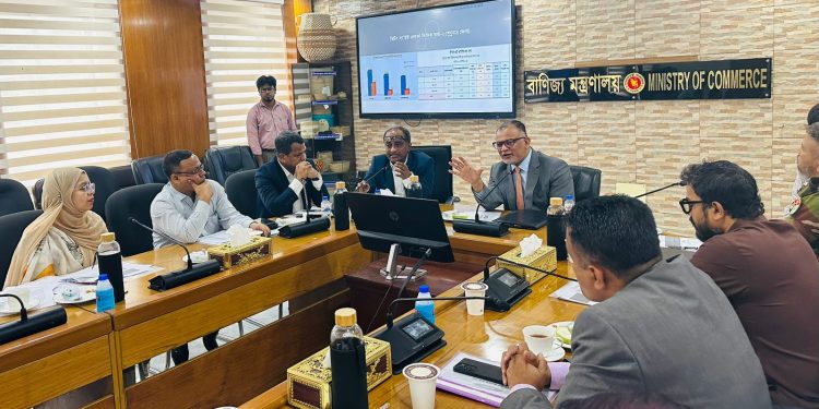 নভেম্বর মাস থেকে টিসিবির পণ্য তালিকায় যোগ হবে চা,লবন, ডিটারজেন্ট ও সাবান : বাণিজ্য উপদেষ্টা