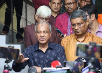 শারদীয় দুর্গাপূজা পবিত্রতা বজায় রেখে উদযাপনের আহ্বান স্বরাষ্ট্র উপদেষ্টার