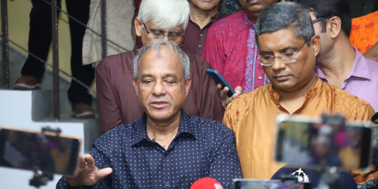 শারদীয় দুর্গাপূজা পবিত্রতা বজায় রেখে উদযাপনের আহ্বান স্বরাষ্ট্র উপদেষ্টার