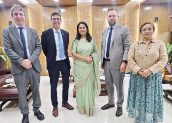 নর্ডিক রাষ্ট্রদূতদের সাথে আলোচনায় অভিযোজন অর্থায়ন, ন্যায্য রূপান্তর এবং জনকেন্দ্রিক বিনিয়োগের আহ্বান জানিয়েছেন রিজওয়ানা হাসান