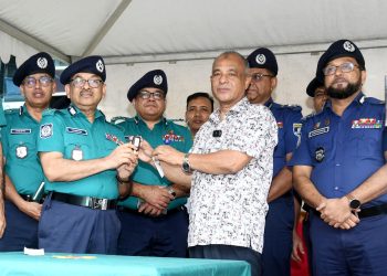 জনগণ নির্বাচনমুখী হলে কেউ আটকাতে পারবে না- স্বরাষ্ট্র উপদেষ্টা