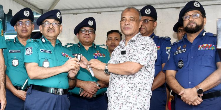 জনগণ নির্বাচনমুখী হলে কেউ আটকাতে পারবে না- স্বরাষ্ট্র উপদেষ্টা