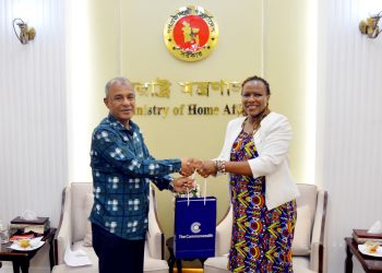 স্বরাষ্ট্র উপদেষ্টার সঙ্গে কমনওয়েলথ ইএসএস (ESS) প্রতিনিধিদলের সাক্ষাৎ