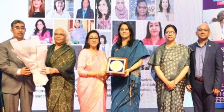 নারীর স্বাস্থ্য ও ক্ষমতায়ন নিশ্চিতেই টেকসই উন্নয়ন সম্ভব-পরিবেশ উপদেষ্টা সৈয়দা রিজওয়ানা হাসান