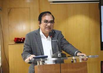 ভূমি অফিসকে মানুষের আস্থার প্রতিক হিসেবে প্রতিষ্ঠা করতে হবে: সিনিয়র সচিব