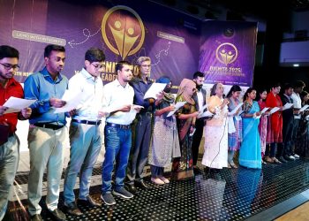 ২৪ এর অভ্যুত্থানের কষ্টের মাঝে, তরুণদের ক্ষতবিক্ষত চেহারার মাঝে আমি দেখতে পাই নতুন নেতৃত্বের জন্ম-উপদেষ্টা শারমিন এস মুরশিদ