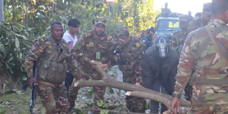 আদালতের রায়কে উপেক্ষা করে কথিত স্কুল তৈরির অপচেষ্টাকে প্রতিহত করতে বাংলাদেশ সেনাবাহিনীর কঠোর অবস্থান।