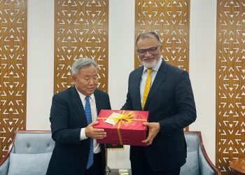 বাণিজ্য উপদেষ্টার সাথে দক্ষিণ কোরিয়ার রাষ্ট্রদূত এর বৈঠক