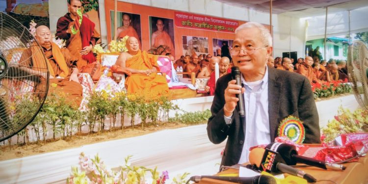 বাঘাইছড়িতে সংঘরাজ তিলোকানন্দ মহাথের’র জাতীয় অন্ত্যেষ্টিক্রিয়ায় পার্বত্য চট্টগ্রাম বিষয়ক উপদেষ্টা সুপ্রদীপ চাকমা’র শ্রদ্ধা নিবেদন