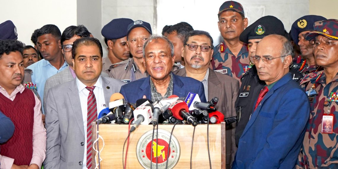 জাতীয় নির্বাচনে জননিরাপত্তা বিঘ্নিত করার যেকোনো অপচেষ্টা কঠোর হস্তে দমন করার নির্দেশ স্বরাষ্ট্র উপদেষ্টার