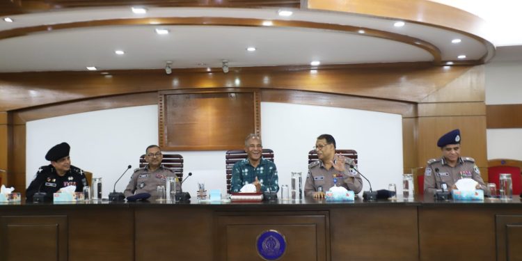 আইনশৃঙ্খলা বাহিনীর নিরপেক্ষ ভূমিকার কারণে জাতীয় নির্বাচন প্রশংসিত হয়েছে-