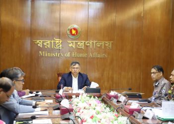 পুলিশের কাজে অবৈধভাবে কেউ বাধা দিতে পারবে না- স্বরাষ্ট্রমন্ত্রী