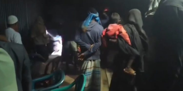 মির্জাপুর বুড়িহাটি গ্রামে জমি সংক্রান্ত বিষয় নিয়ে মারামারি